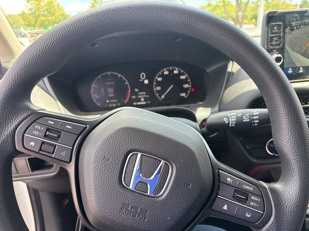 Used 2026 Honda HR-V LX image 12