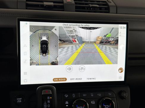 Certified 2026 Land Rover Defender 110 OCTA image 24