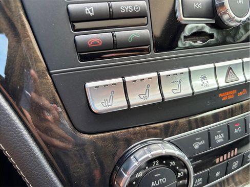Used 2015 Mercedes-Benz SL 550 image 35