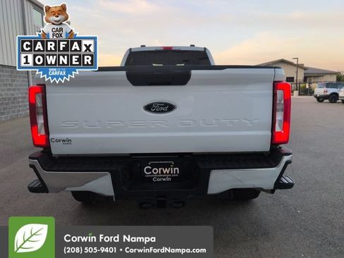 Used 2025 Ford F350 XLT w/ FX4 Off-Road Package AWD/4WD image 4