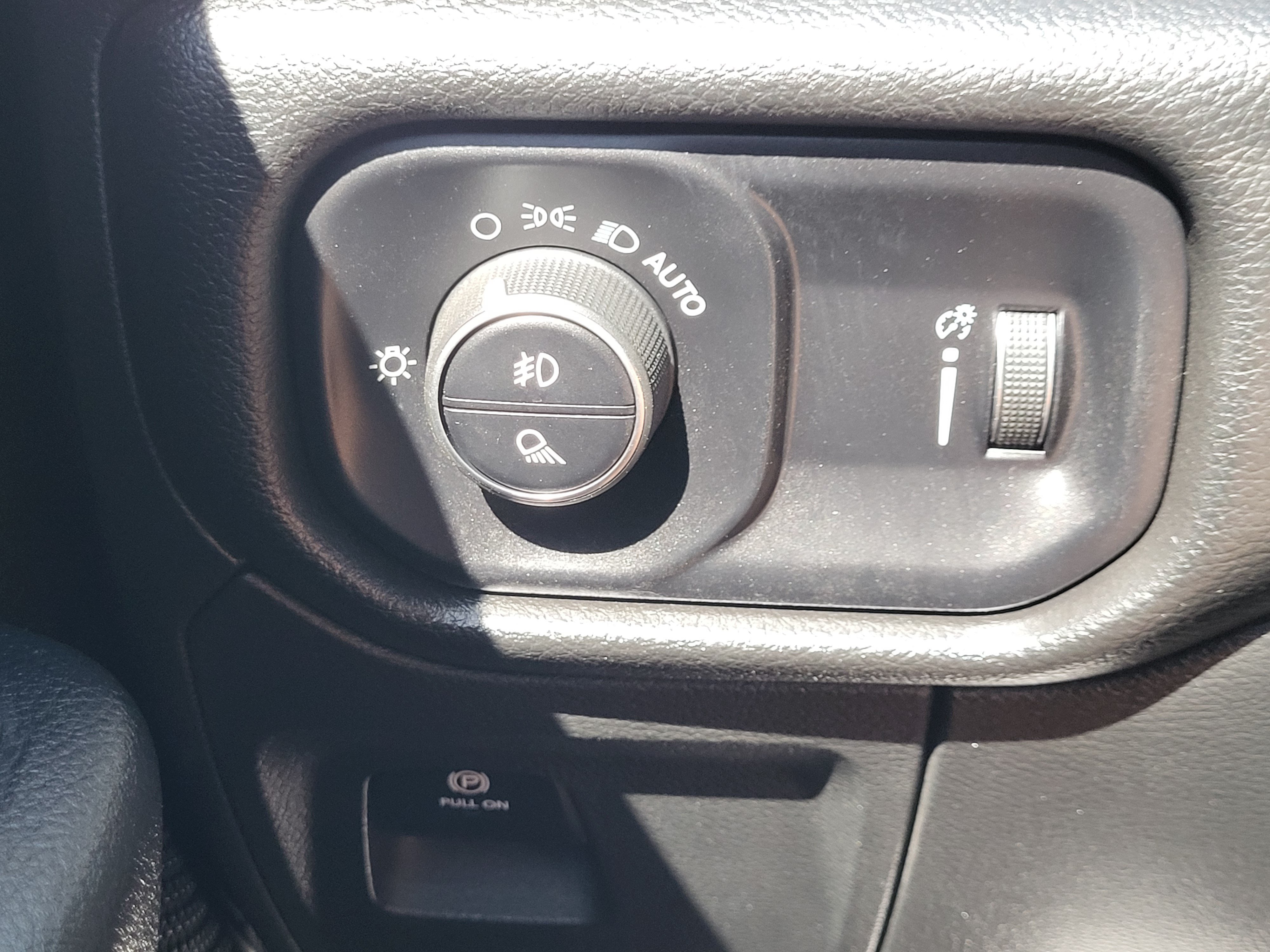 Used 2023 RAM 1500 Big Horn AWD/4WD image 29