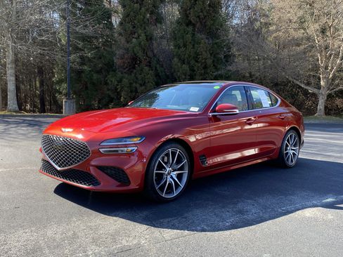 Used 2022 Genesis G70 2.0T w/ Prestige Package image 5