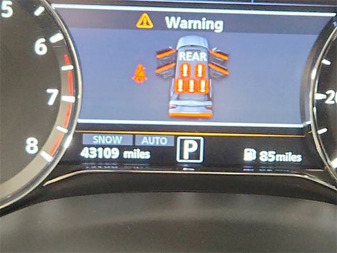 Used 2024 INFINITI QX80 Luxe image 22