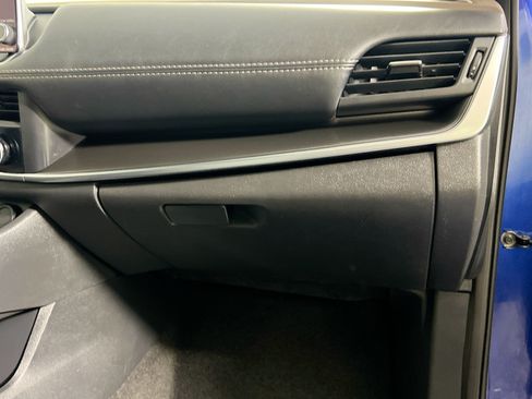 Used 2023 Nissan Rogue SV AWD/4WD image 35