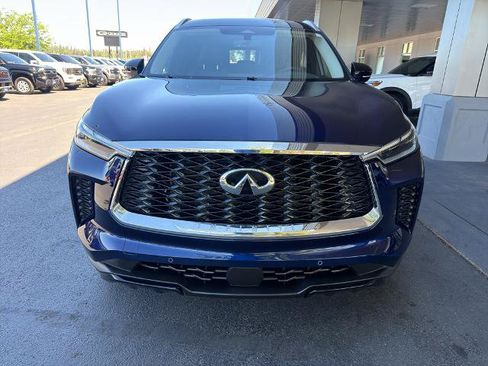 Used 2024 INFINITI QX60 Luxe AWD/4WD image 2