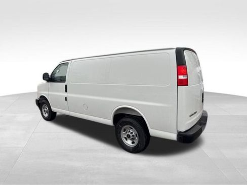 New 2025 GMC Savana 2500 w/ Communications Package image 7