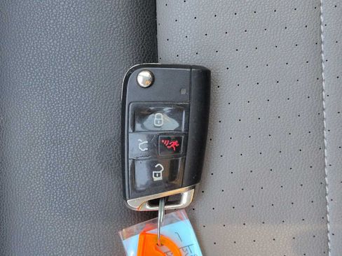 Used 2015 Volkswagen Golf TDI SEL FWD image 36
