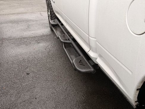 Used 2021 RAM 2500 Tradesman w/ Chrome Appearance Group image 7