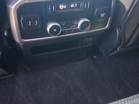 Used 2019 Ford Expedition Platinum AWD/4WD image 20
