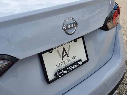 New 2025 Nissan Versa SV w/ Trunk Package image 6