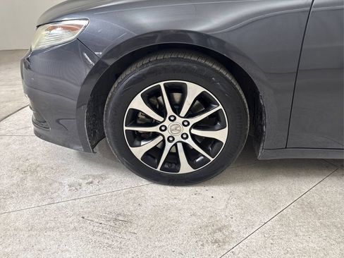 Used 2016 Acura TLX w/ Technology Package FWD image 18