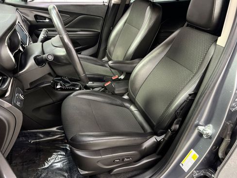 Used 2020 Buick Encore Preferred w/ Safety Package image 16