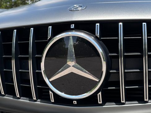 Used 2018 Mercedes-Benz AMG GT R image 32