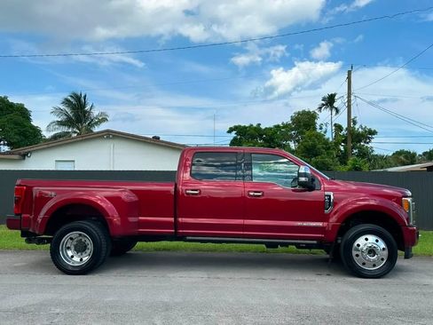 Used 2018 Ford F450 Platinum w/ Platinum Ultimate Package AWD/4WD image 3