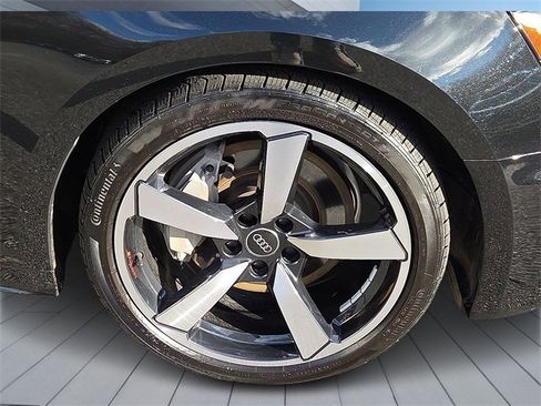 Certified 2025 Audi A5 2.0T Premium Plus image 8