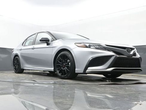 Used 2023 Toyota Camry XSE image 26