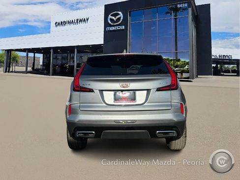 Used 2025 Cadillac XT4 Premium Luxury image 7