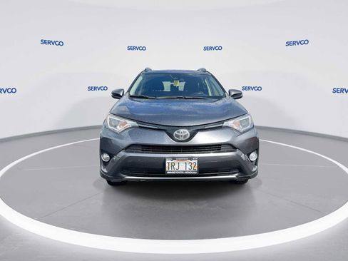 Used 2018 Toyota RAV4 XLE FWD image 3