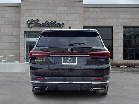 Used 2025 Buick Enclave Preferred image 6