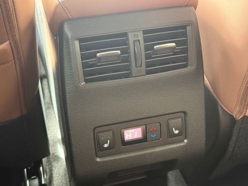 New 2026 Mitsubishi Outlander SEL image 24