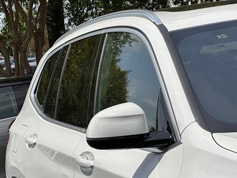 Used 2020 BMW X3 xDrive30i w/ Convenience Package AWD/4WD image 3