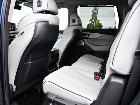 Certified 2026 Acura MDX SH-AWD w/ Advance Package image 16