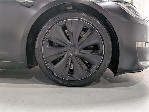 Used 2021 Tesla Model S Plaid image 25