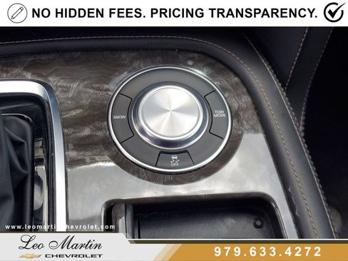 Used 2021 Nissan Armada Platinum w/ Captain's Chairs Package RWD image 31