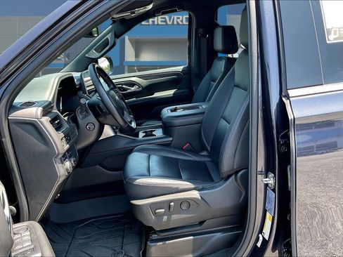 Used 2023 Chevrolet Tahoe LT w/ Luxury Package AWD/4WD image 21
