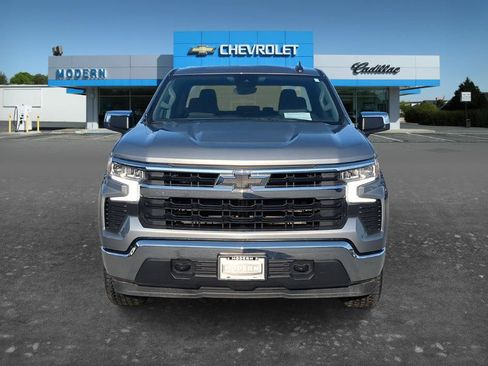 Used 2023 Chevrolet Silverado 1500 LT AWD/4WD image 7
