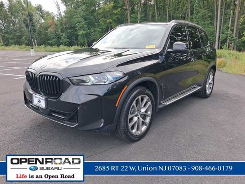Used 2024 BMW X5 xDrive40i w/ Premium Package AWD/4WD image 7