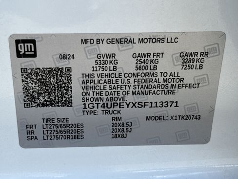 Used 2025 GMC Sierra 2500 AT4 w/ AT4 Premium Plus Package AWD/4WD image 35