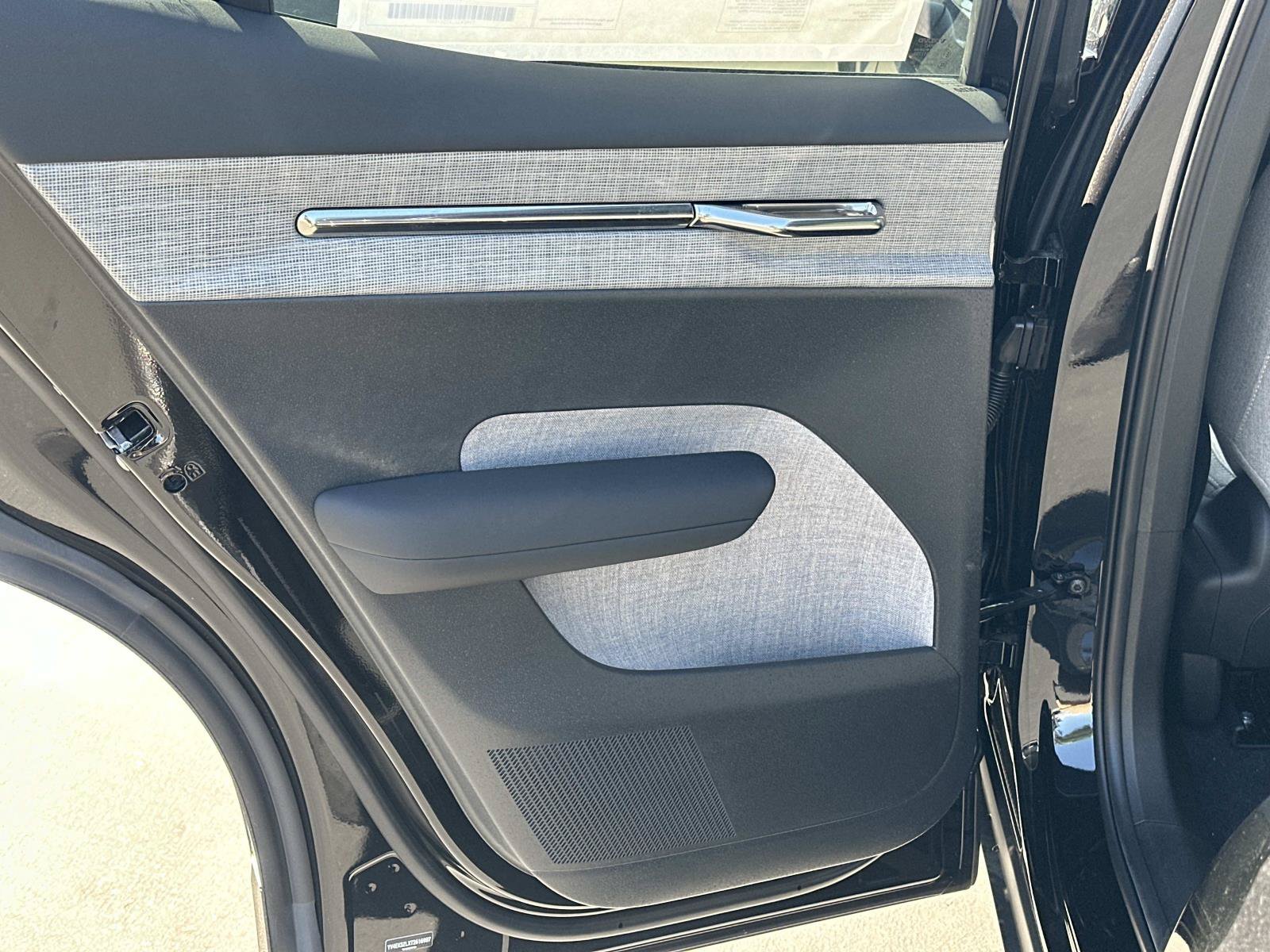 New 2026 Volvo EX30 Ultra AWD/4WD image 16
