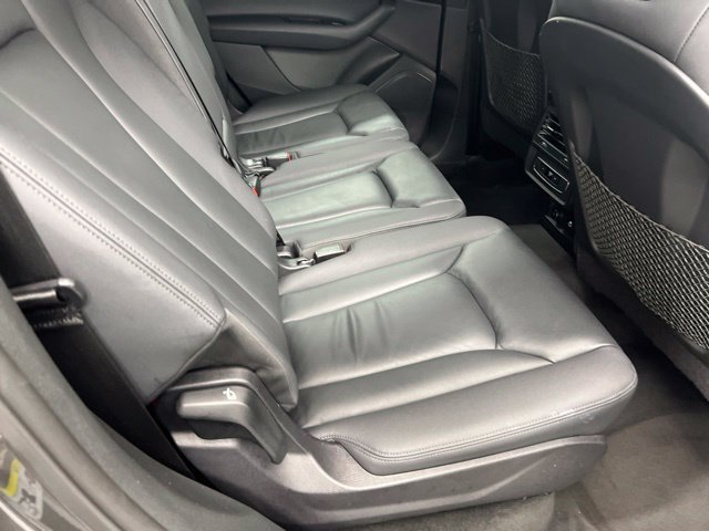 Used 2023 Audi Q7 2.0T Premium w/ Convenience Package AWD/4WD image 22