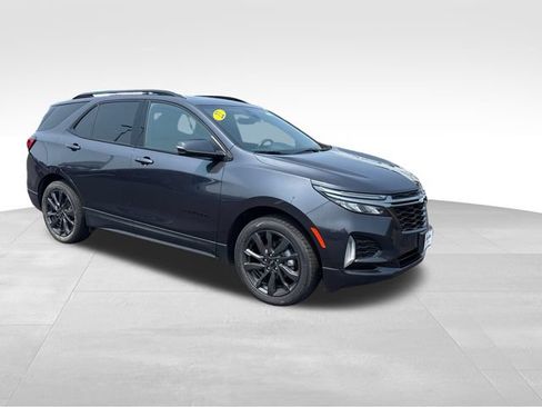 Used 2022 Chevrolet Equinox RS w/ RS Leather Package AWD/4WD image 8