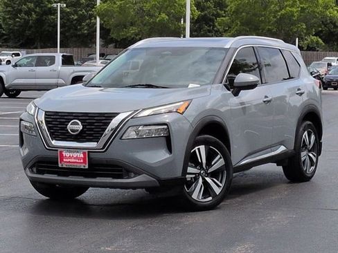 Used 2021 Nissan Rogue SL w/ Premium Package AWD/4WD image 2