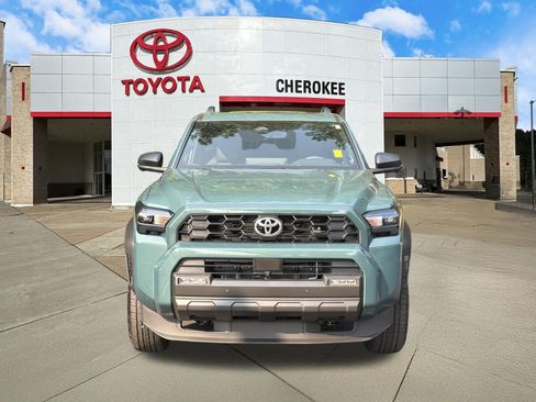 Used 2026 Toyota 4Runner TRD Off-Road Premium AWD/4WD image 2