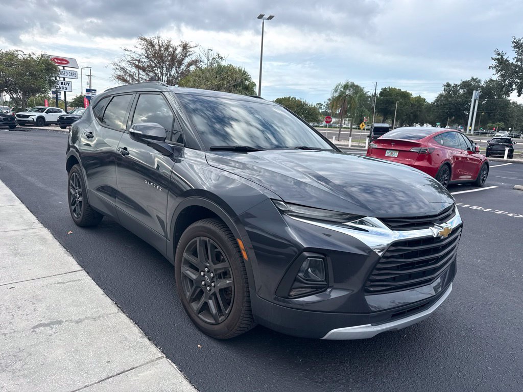 Used 2022 Chevrolet Blazer LT w/ Sound & Technology Package FWD image 3