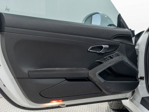 Used 2018 Porsche 911 Carrera GTS image 93