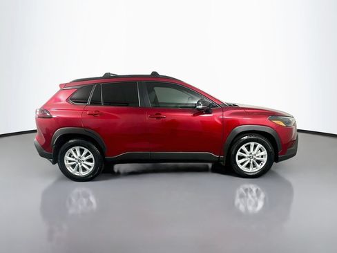 Used 2026 Toyota Corolla Cross LE w/ Moonroof Package FWD image 4