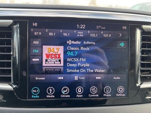 Certified 2018 Chrysler Pacifica Touring-L image 25