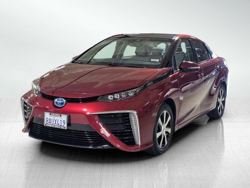 Used 2017 Toyota Mirai image 3