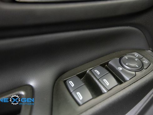 Used 2022 Chevrolet Equinox LT FWD image 12