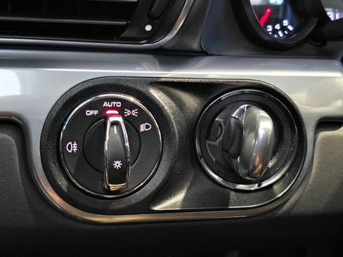 Used 2017 Porsche 911 Carrera 4S image 32