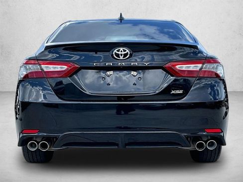 Used 2019 Toyota Camry XSE FWD image 4