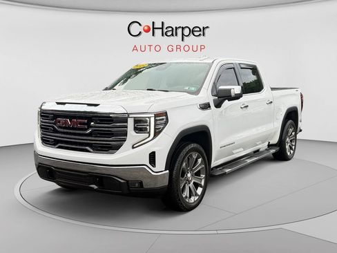 Used 2022 GMC Sierra 1500 SLT w/ SLT Convenience Package AWD/4WD image 7