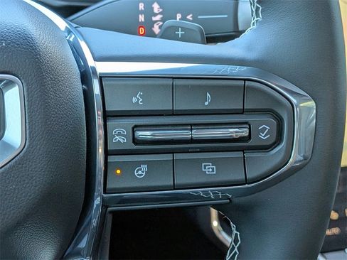 Used 2026 GMC Acadia Denali Ultimate image 29