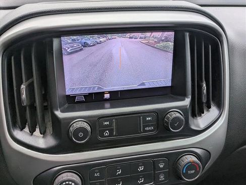 Used 2019 Chevrolet Colorado LT w/ LT Convenience Package RWD image 12