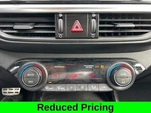 Used 2023 Kia Forte GT-Line image 32