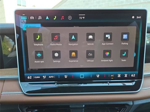 New 2026 Volkswagen Tiguan SEL R-Line image 21